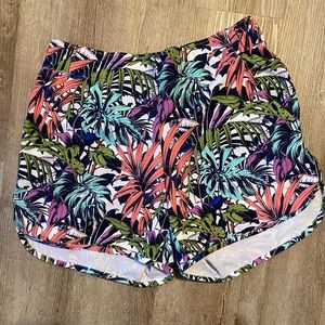 Columbia Shorts. Size small